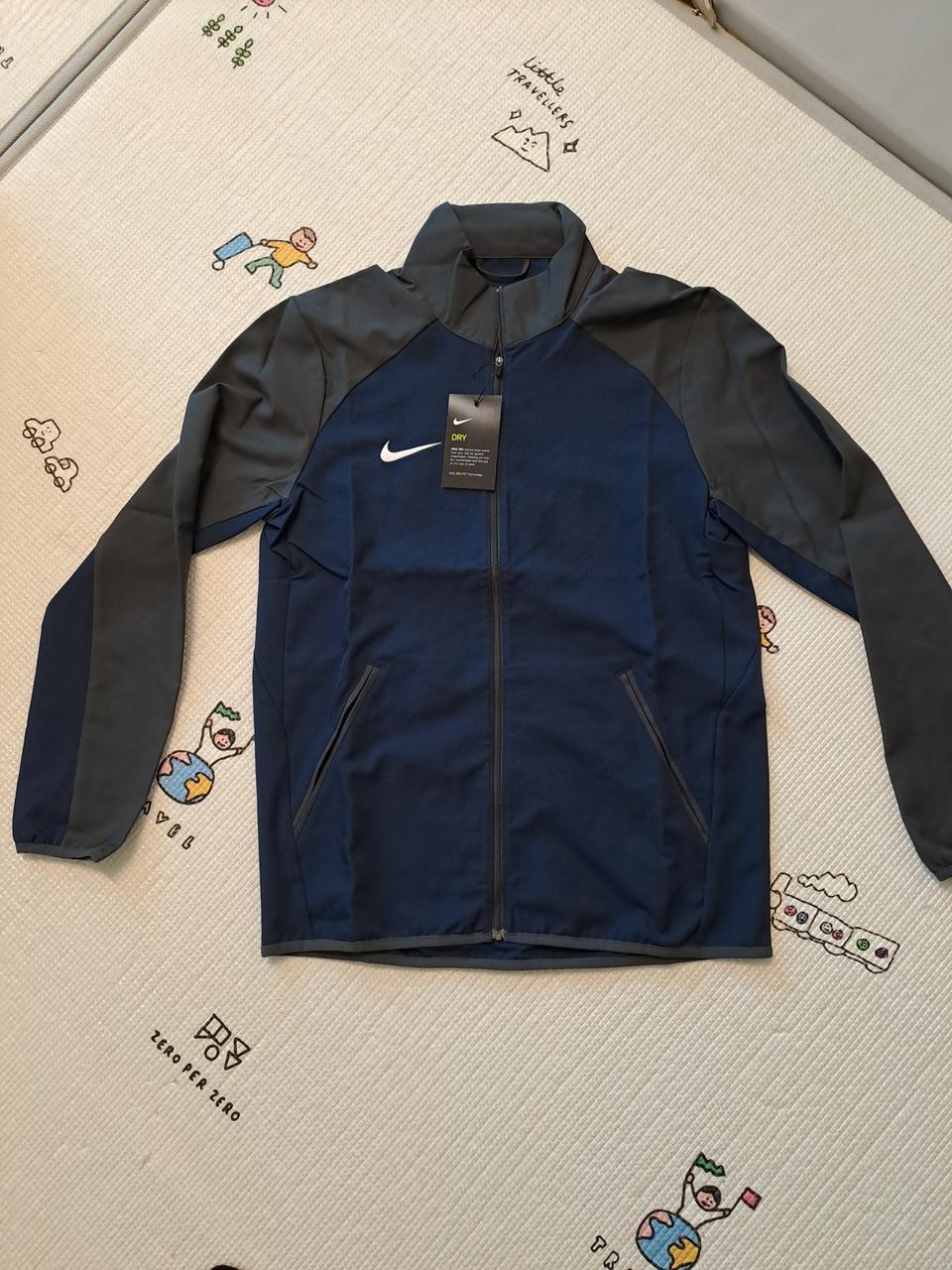 남자 나이키 바람막이 새상품(사이즈s)