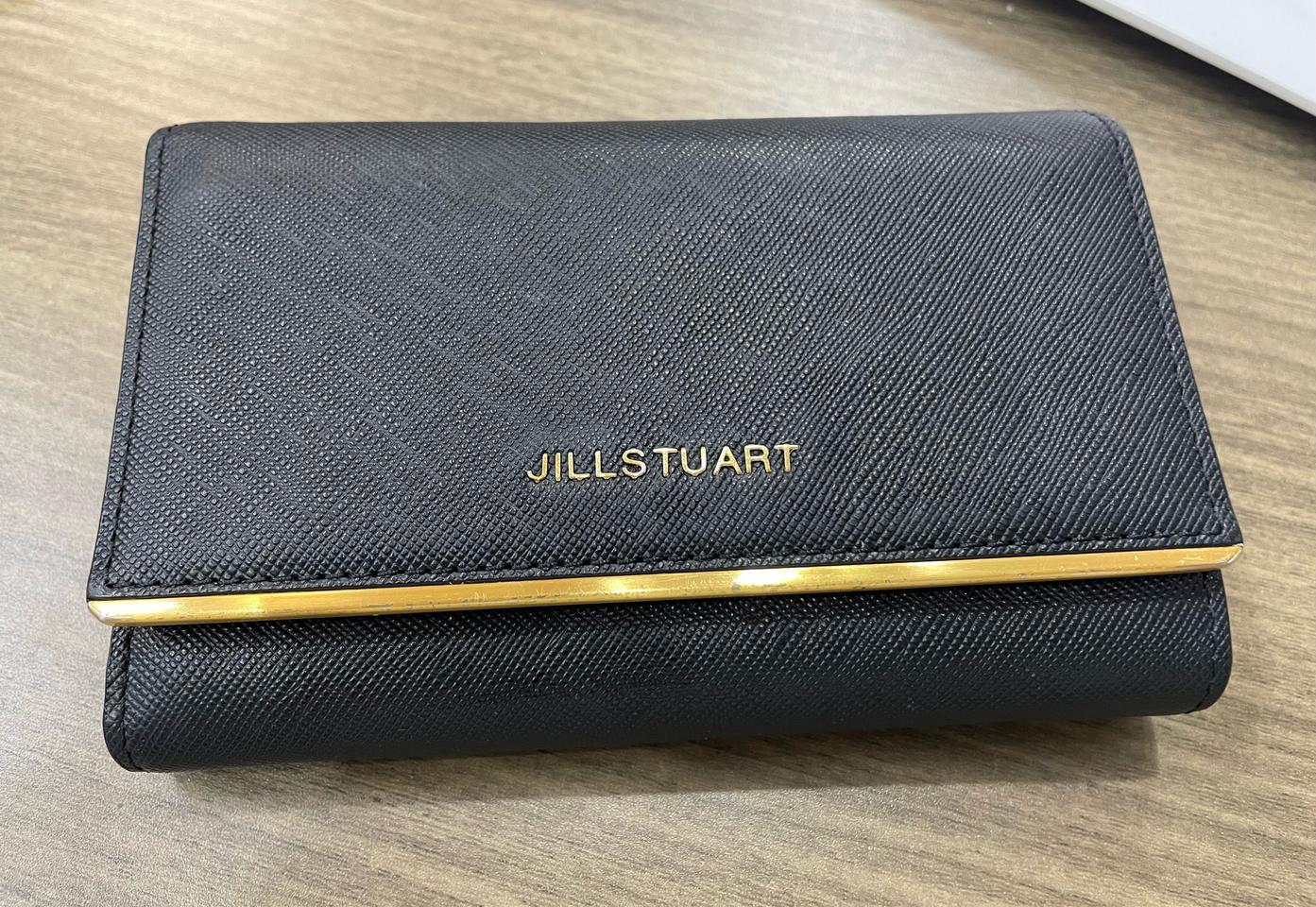 질슈트어트 반지갑