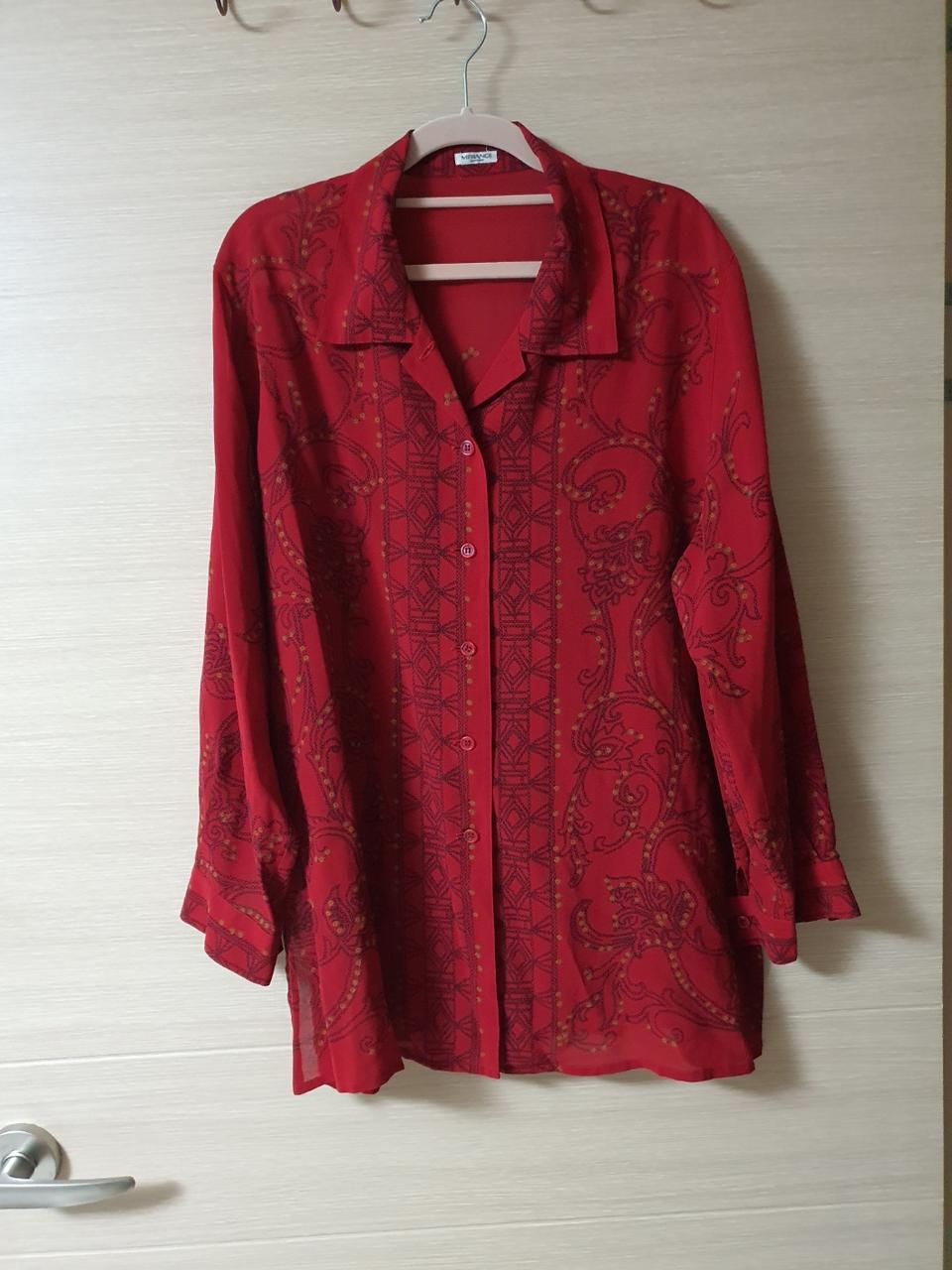레드 쉬폰 블라우스