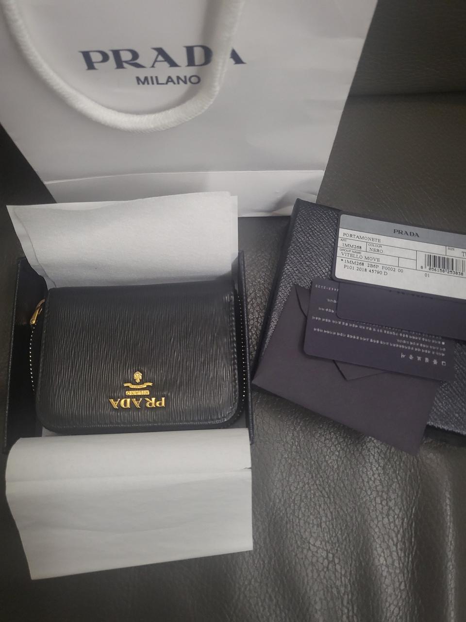 프라다카드지갑 정품
