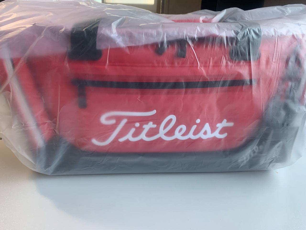 [새상품] 아쿠쉬네트 정품 타이틀리스트 보스턴백 레드 판매해요 ~!!
