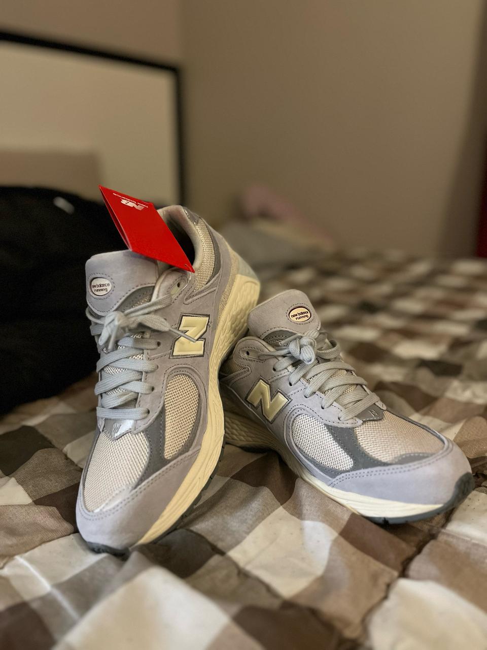 뉴발란스 2002RLN 콘크리트 캄 토프 사이즈 260