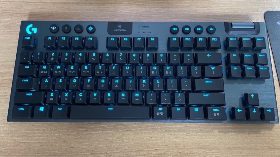 로지텍 g913 TKL 블랙 클릭키 풀박스