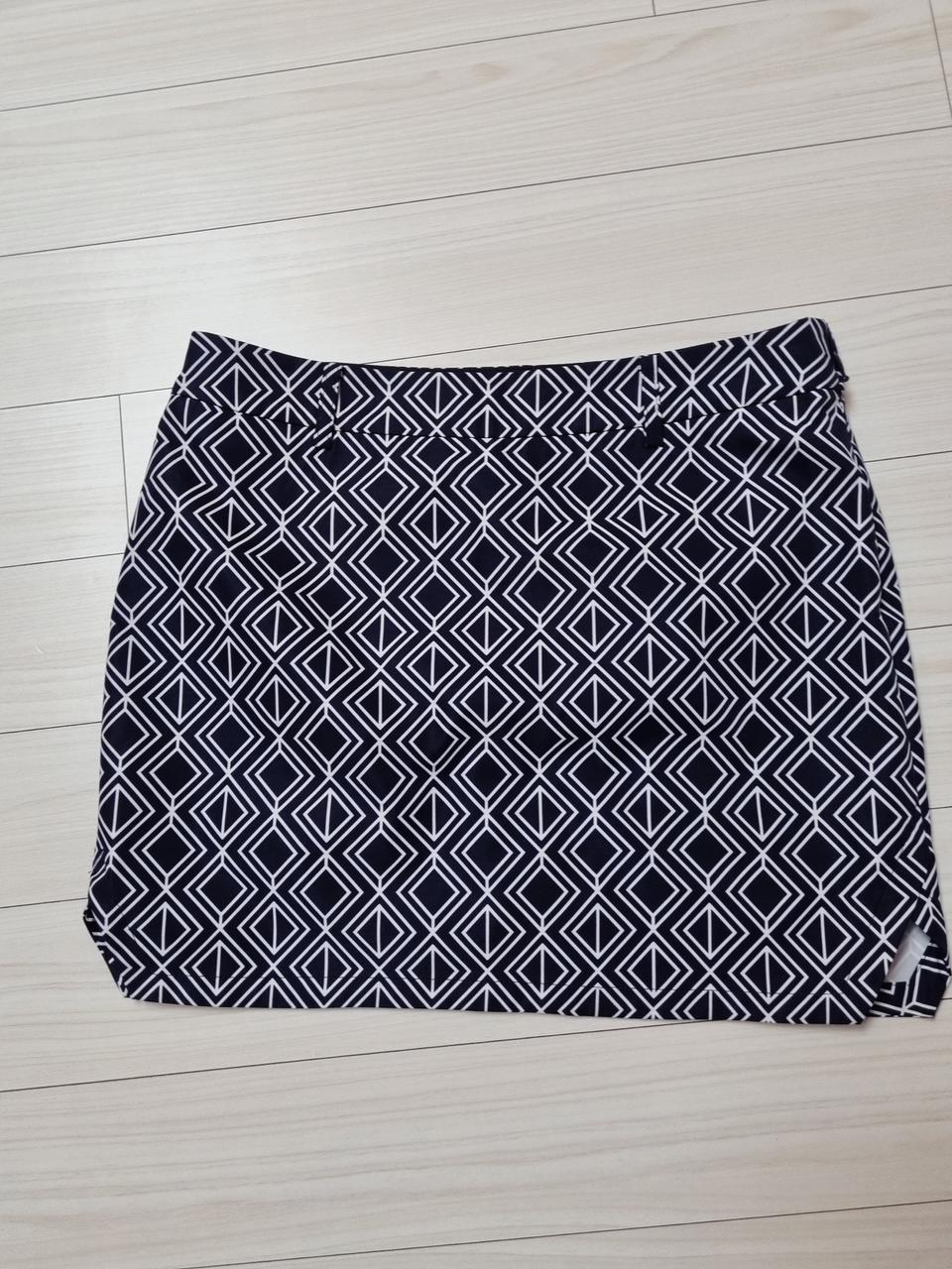 여67 와이드앵글 골프 스커트