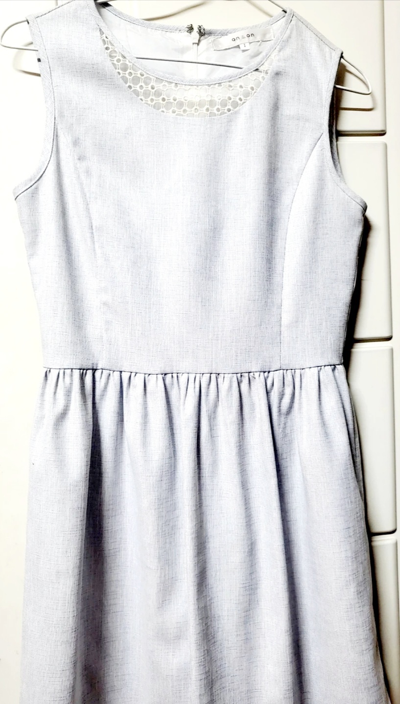 온앤온 민소매 원피스
