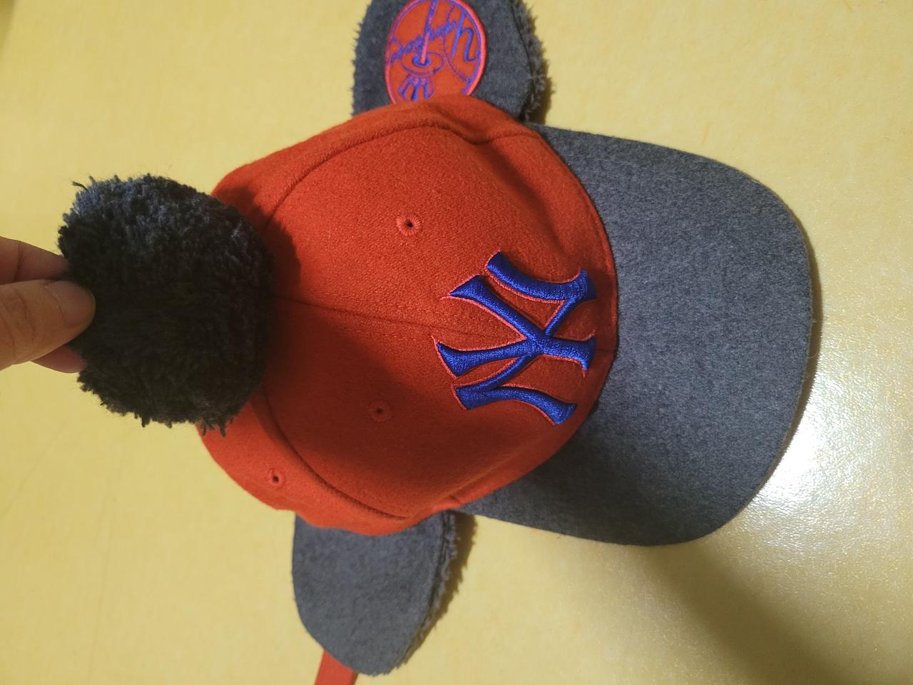 MLB유아모자 엠엘비키즈 방울모자 군밤모자 유아방한모자 귀달이모자