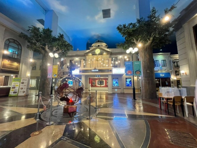 키자니아 부산 성인2, 어린이1 이용권 팝니다 ~