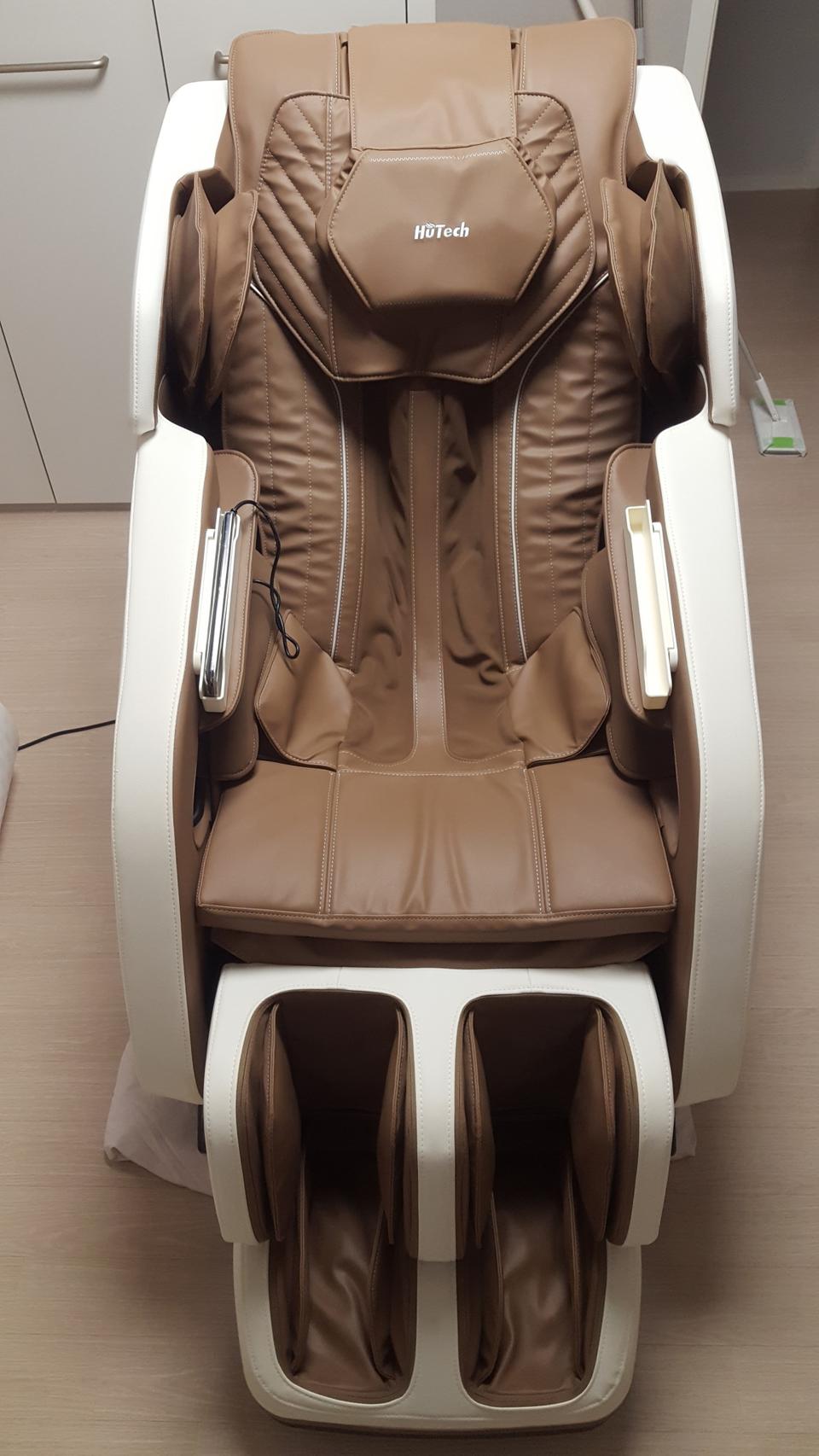 휴테크 안마의자 팝니다