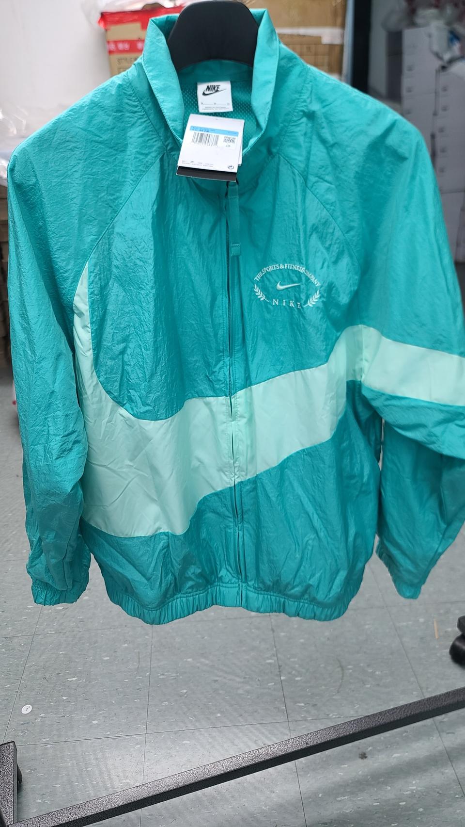 나이키 빅스우시 바람막이 민트