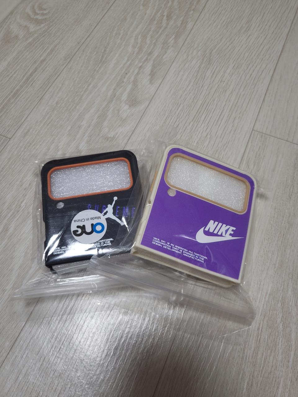 제트플립3케이스 커플케이스판매합니다.