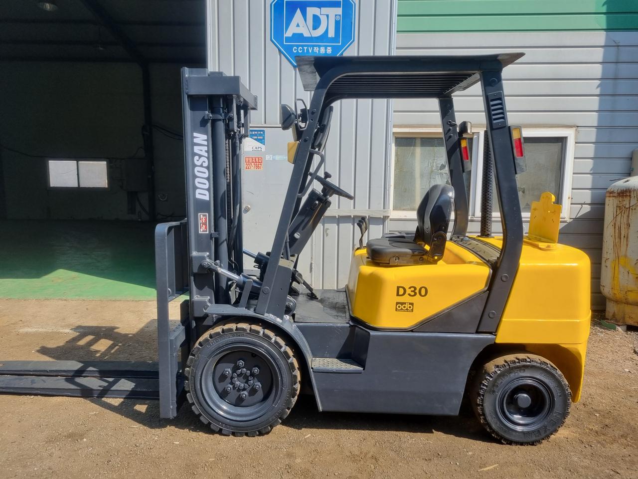 두산3톤 디젤지게차 팝니다