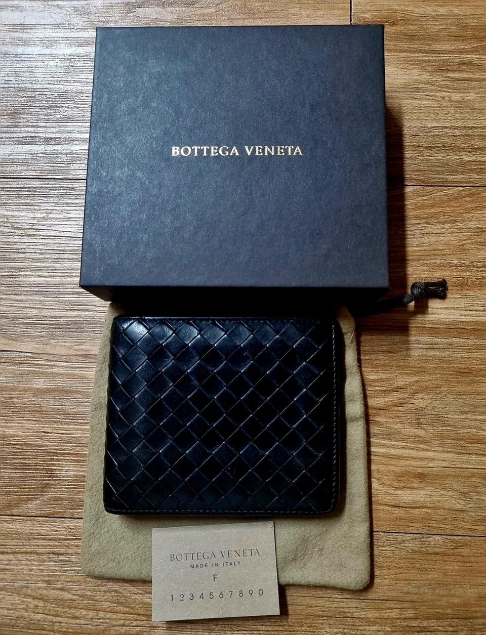 보테가베네타 남성 반지갑