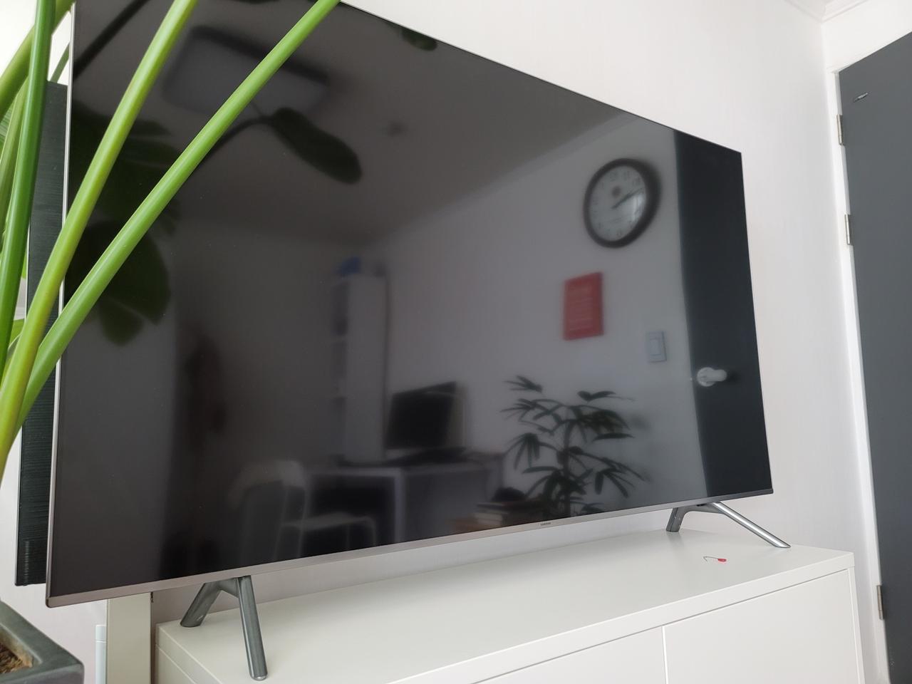 삼성 QLED 65인치 스마트TV 거의새것