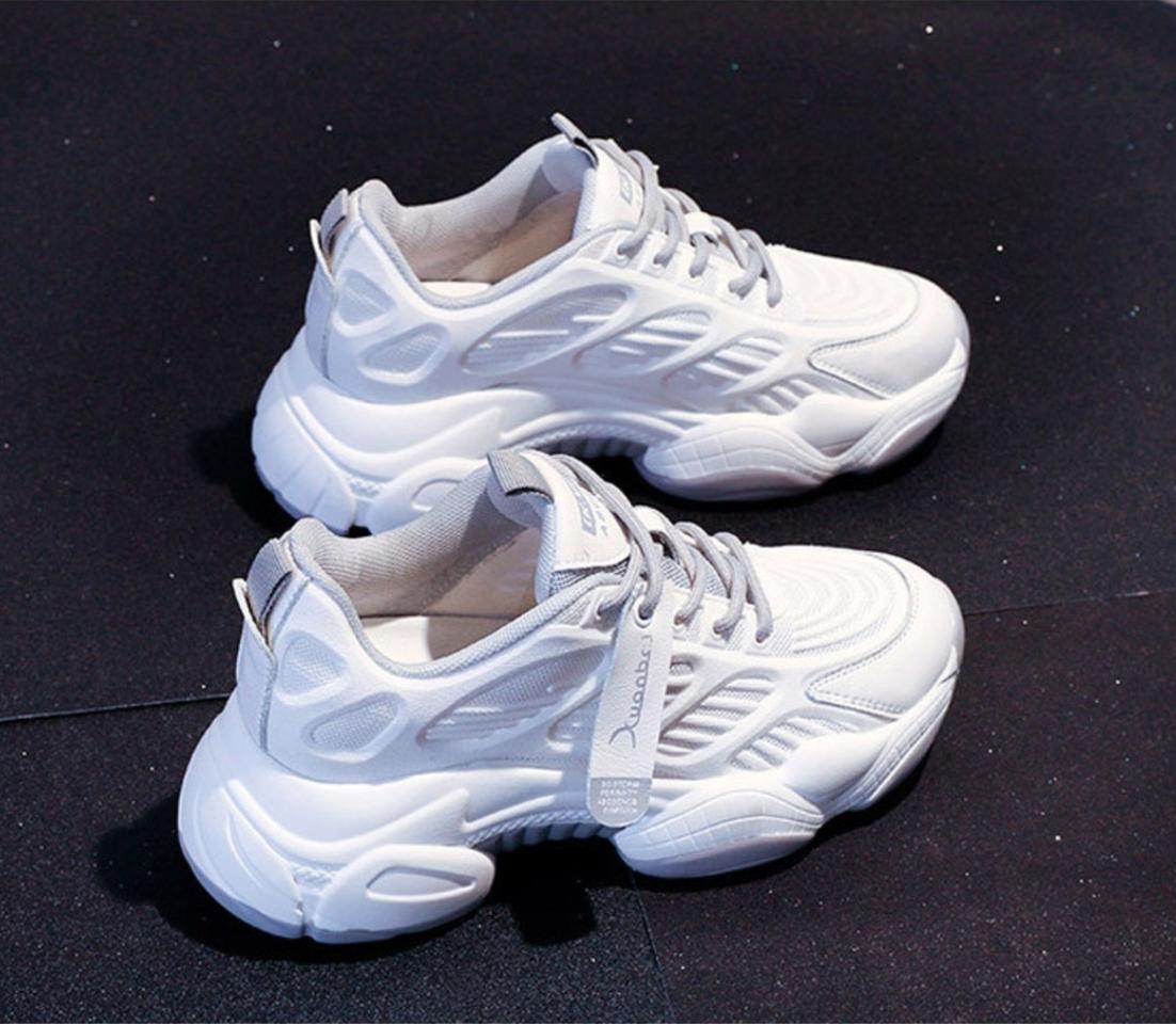 230~250)여성 6cm 가벼운 쿠션  어글리 키높이 운동화