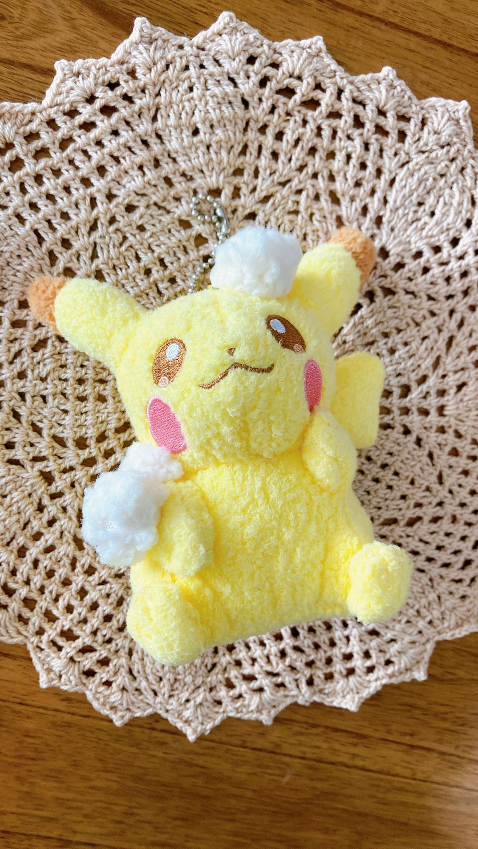 피카츄 고리 인형