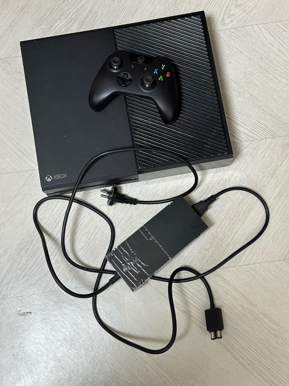 xbox one 500gb 팝니다