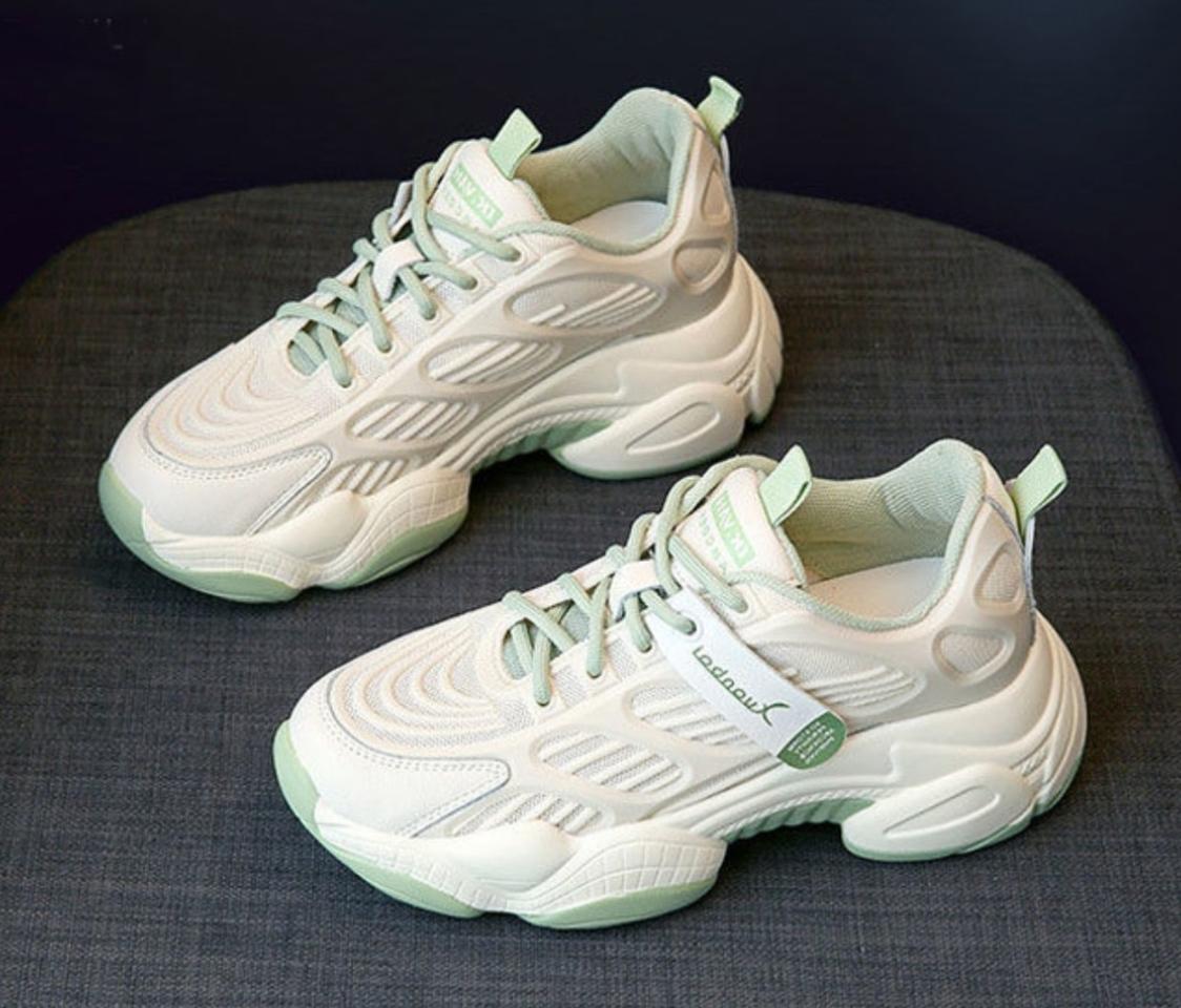 230~250)여성 6cm 가벼운 쿠션  어글리 키높이 운동화