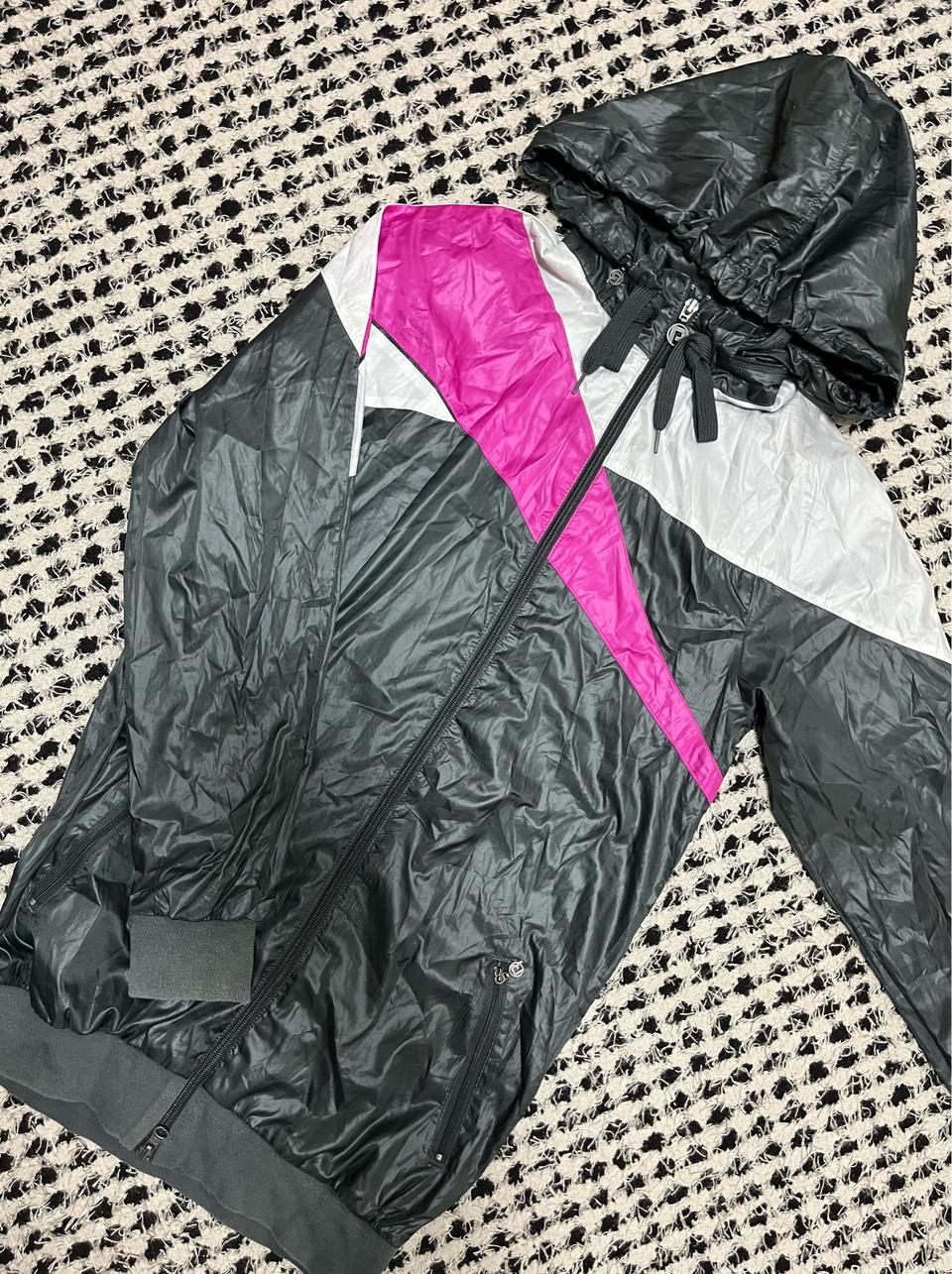 리복 여성 바람막이