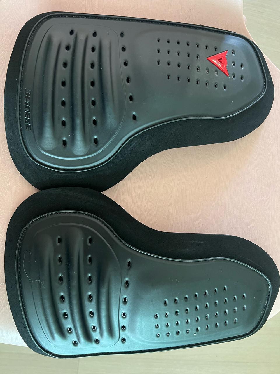 다이네즈 가슴보호대