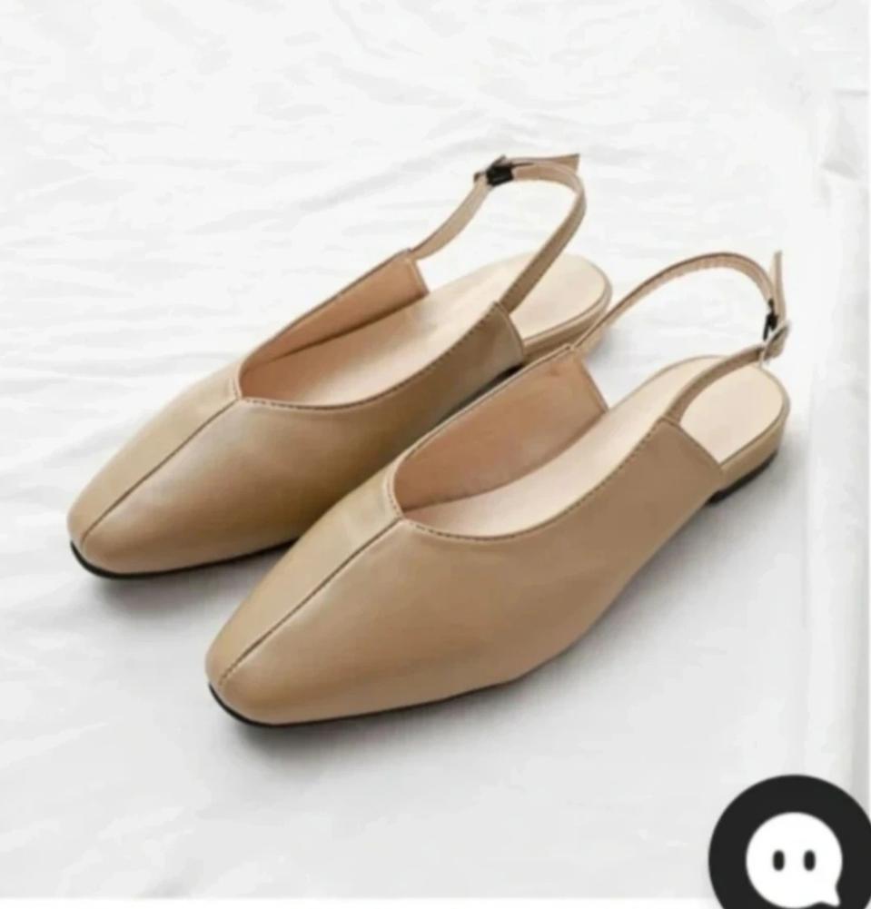 중앙 디테일 스티치 샌들 230