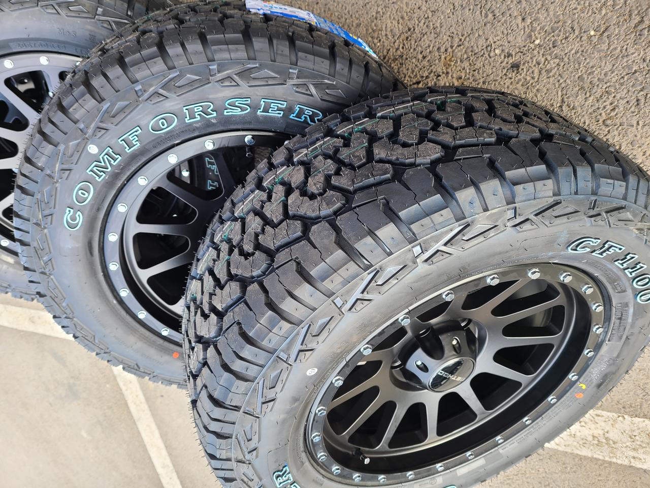 32급 18인치 타이어 285 60 18 ATM 판매합니다.