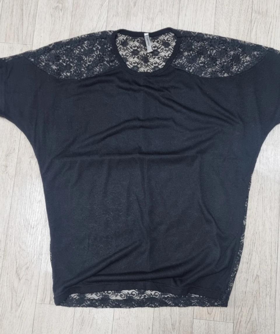 뒤판 레이스 검은색 티