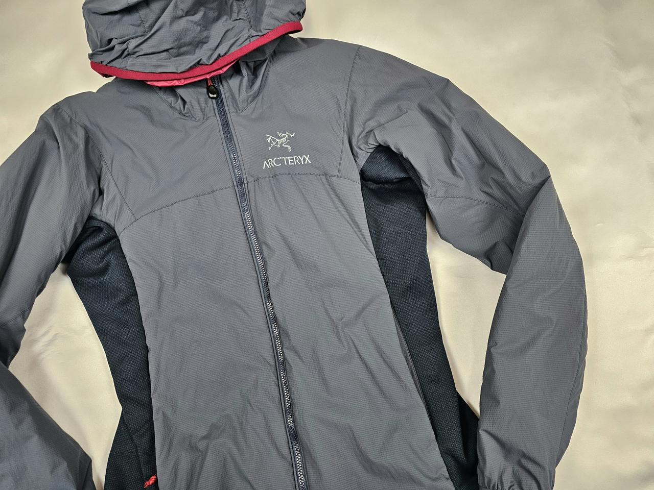 아크테릭스아톰LT후디