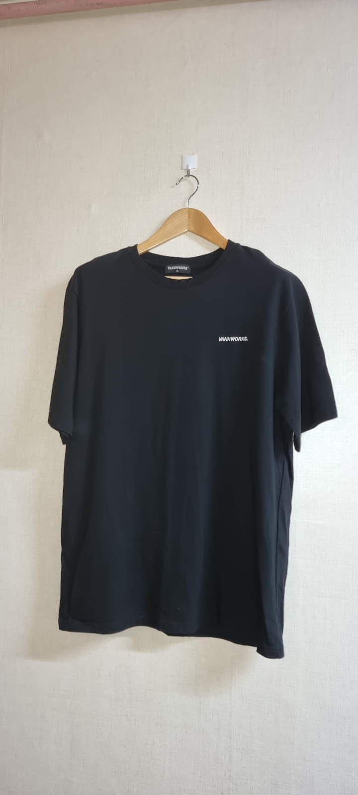 48. (배송비 포함) 밴웍스 반팔티 팝니다.