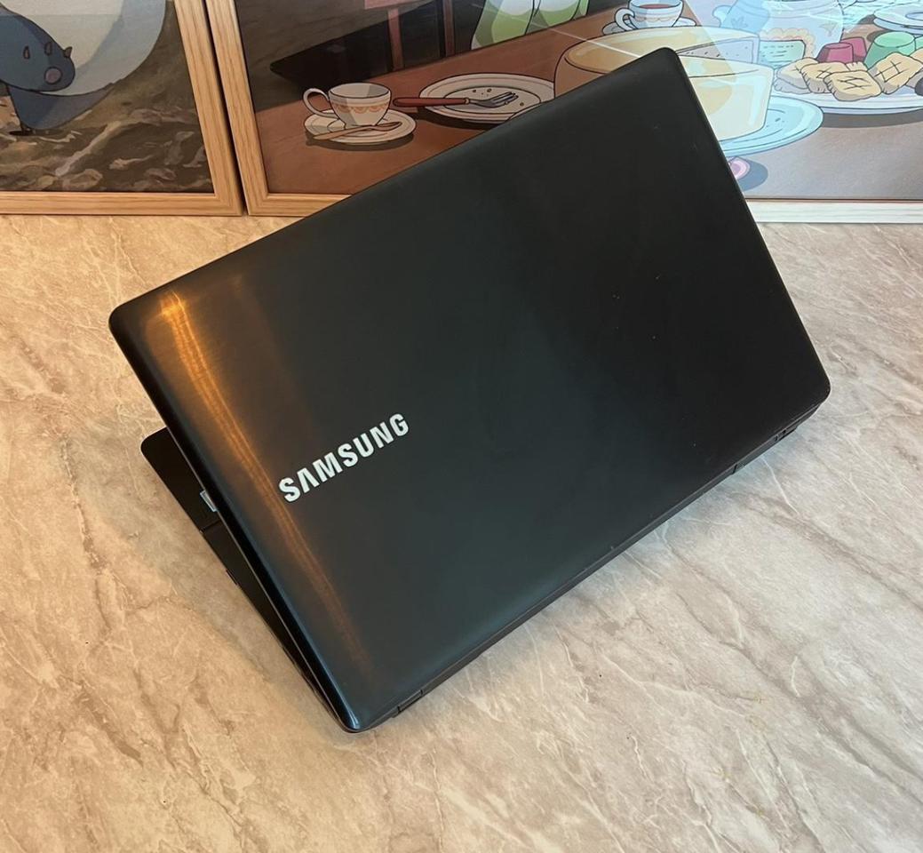 삼성 15인치 노트북 i5/256/8/2017년