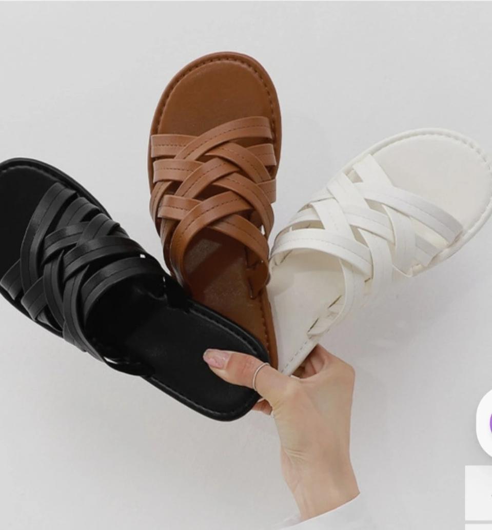 스티치 어퍼 케이지 스트랩 슬리퍼 230 235