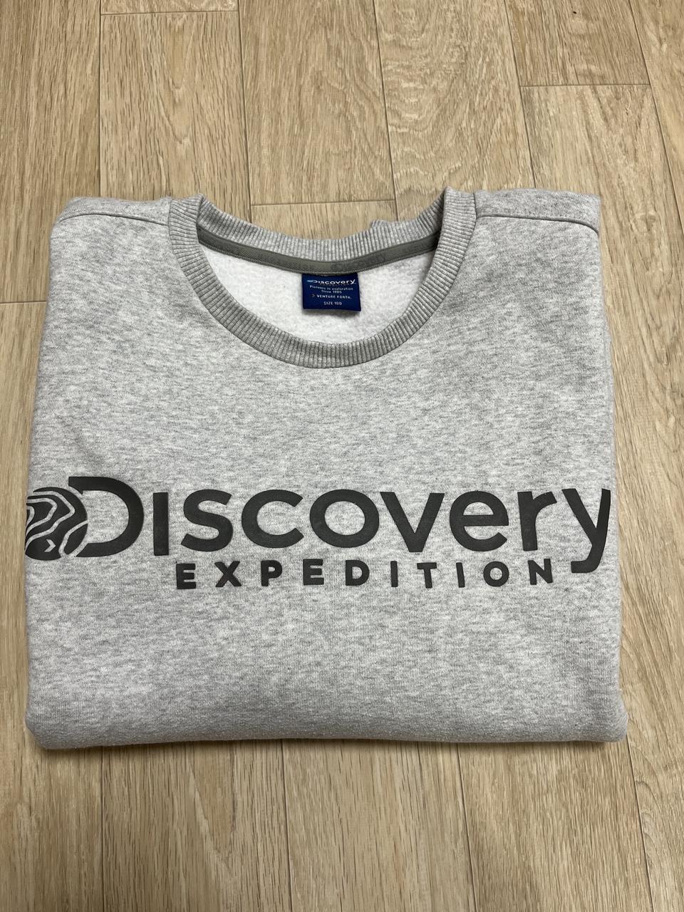 디스커버리 맨투맨 팝니다100사이즈