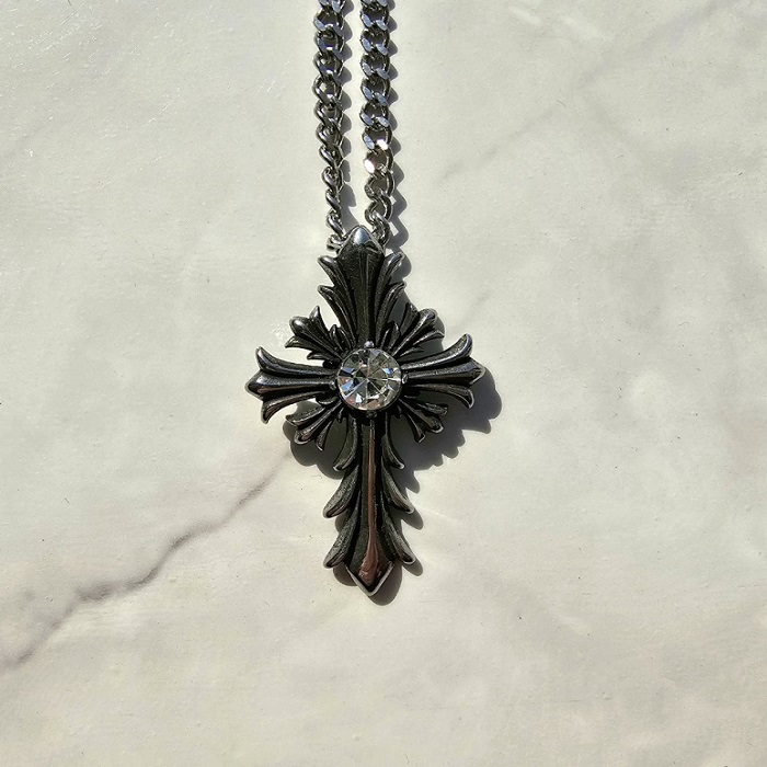 써지컬 스틸 devil 크롬 큐빅 십자가 팬던트 명품 연예인 남자 목걸이