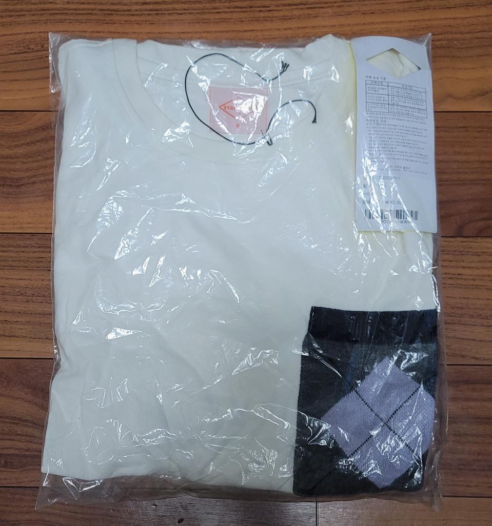 [미개봉새제품] 제너럴아이디어 아가일 니트 포켓 오버핏 반팔티 M사이즈