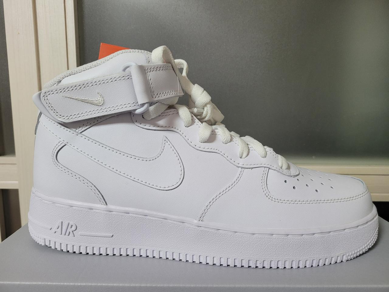 나이키 에어포스 1 미드 07 화이트