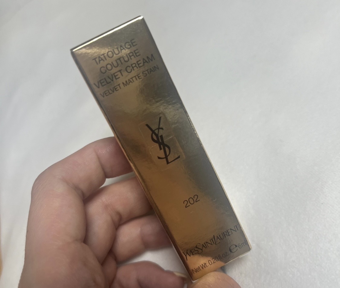 입생로랑 따뚜아쥬 꾸뛰르 벨벳 크림 틴트 202 (새상품)