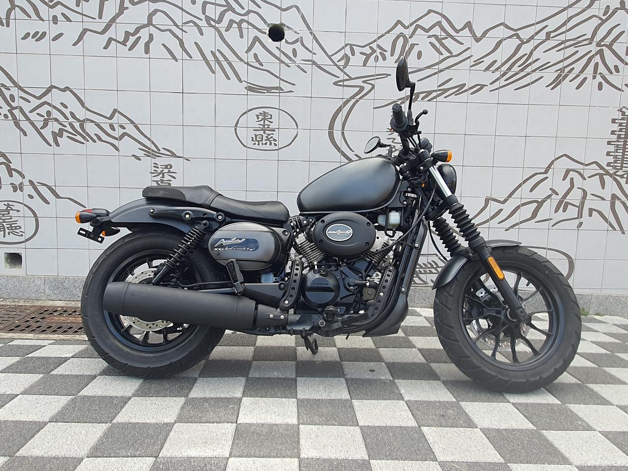 2021년식 KR모터스 아퀼라300