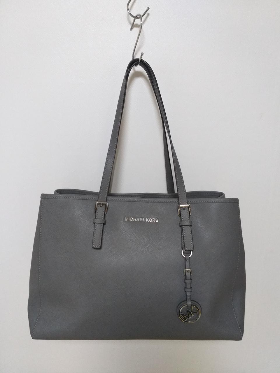 마이클 코어스/ 462