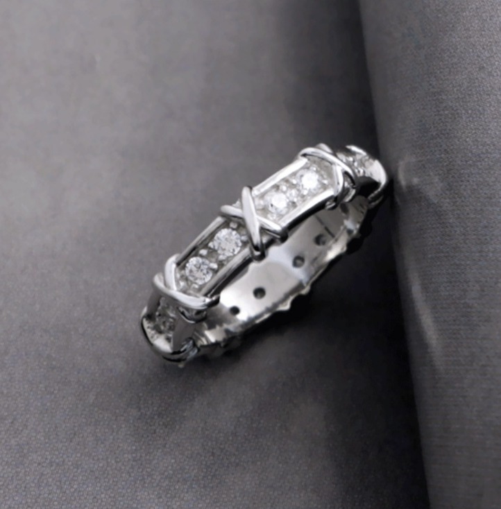 미착용 식스틴 큐빅스톤 은반지 (18k도금)