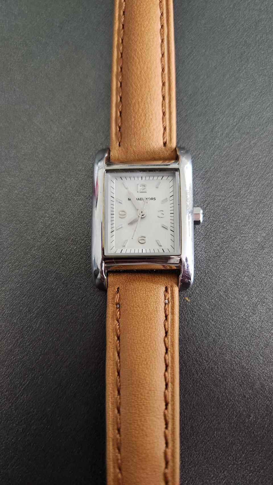 마이클코어스 손목시계