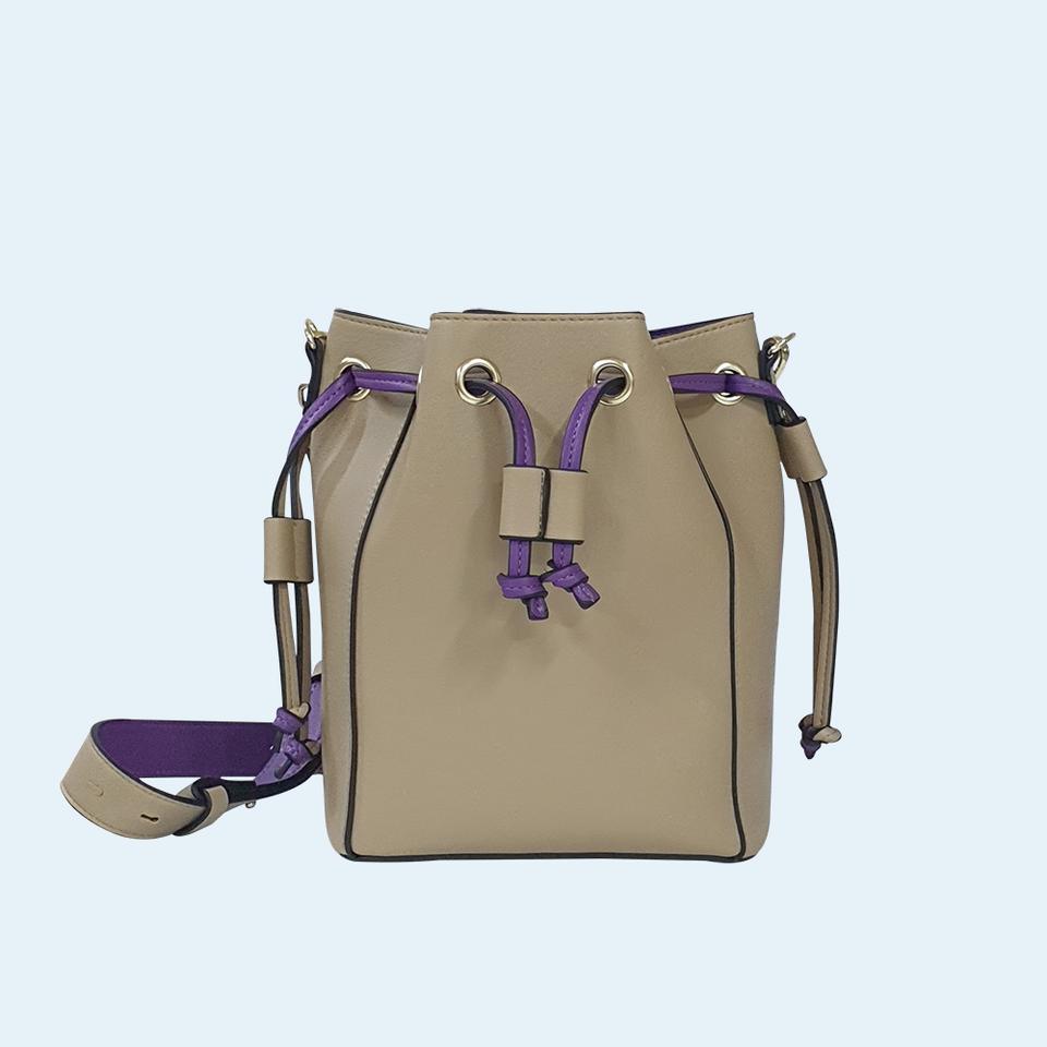 바이올렛 스트링백