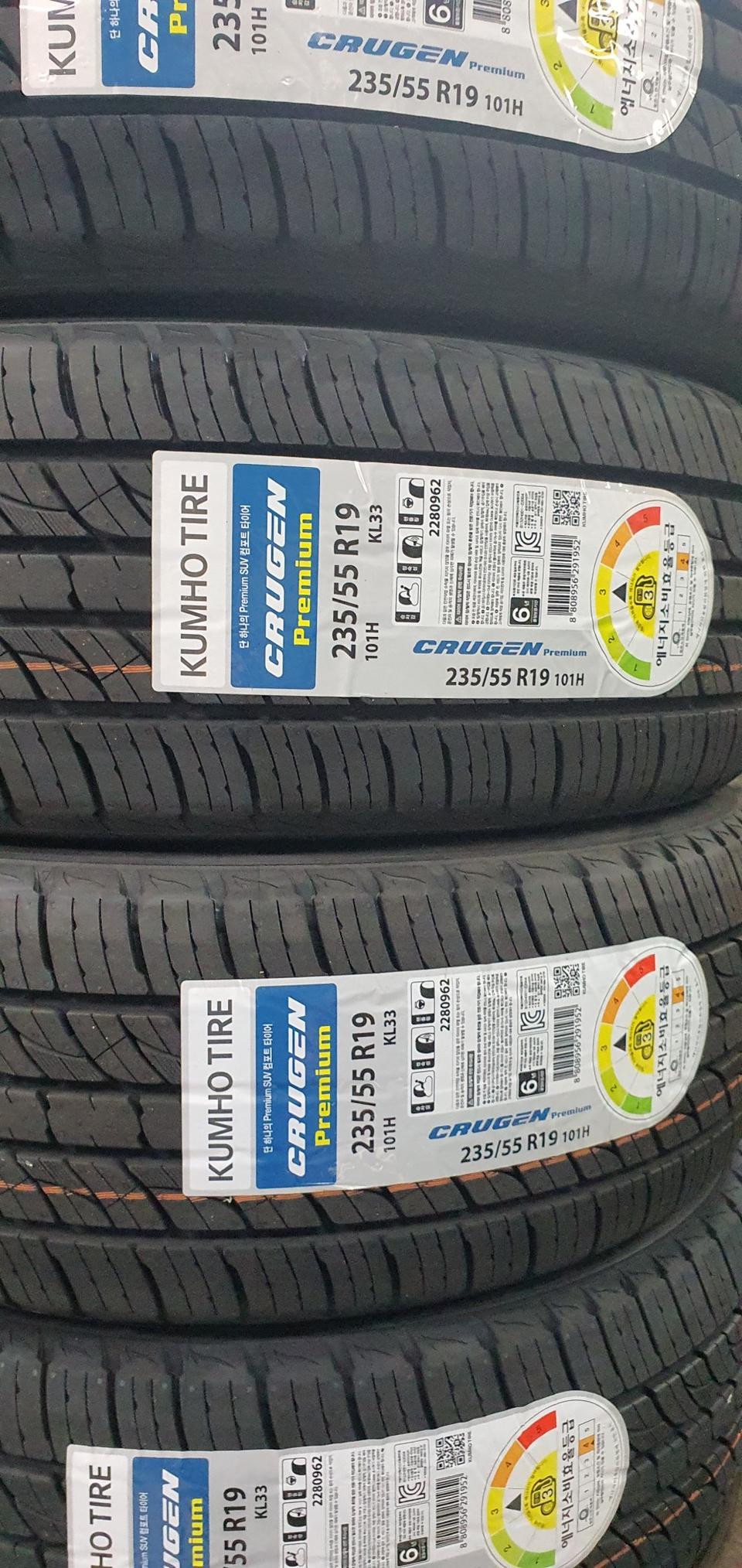 235 55 19 금호타이어 크루젠 프리미엄KL33새타이어 2355519