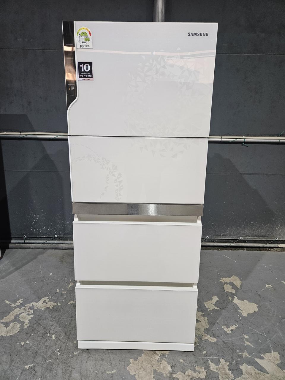 삼성 327리터 스텐드 김치냉장고 판매합니다