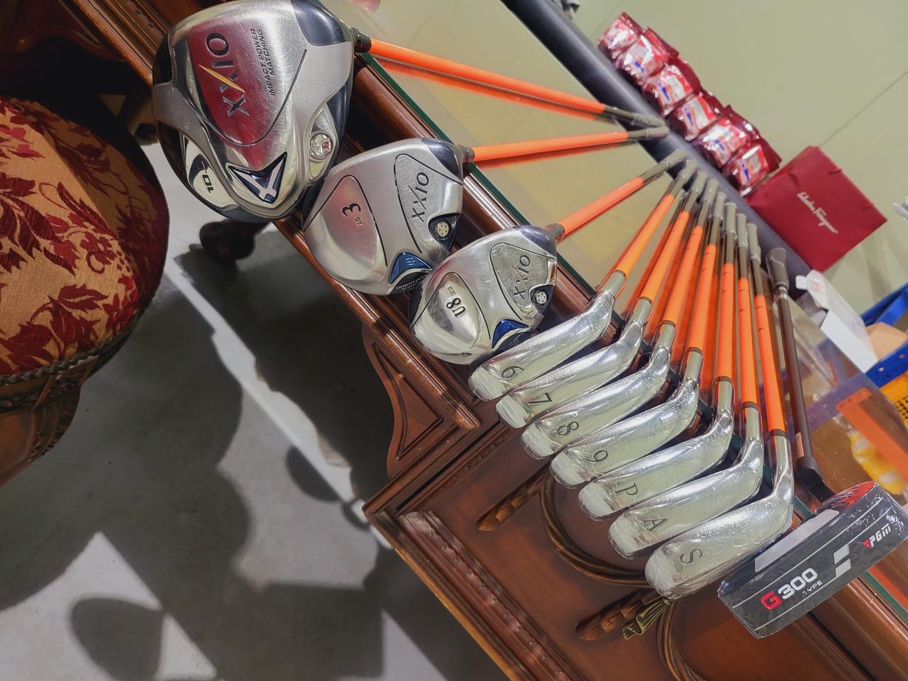 젝시오 여자골프채풀세트 골프백새것  여성젝시오 바퀴형골프가방 세트