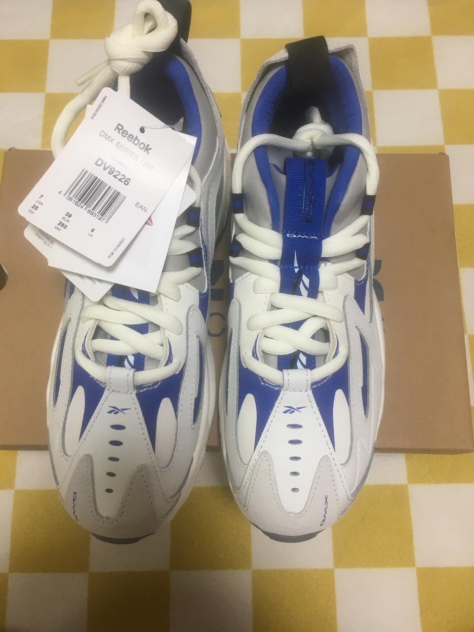 리복 새상품 런닝화 팝니다