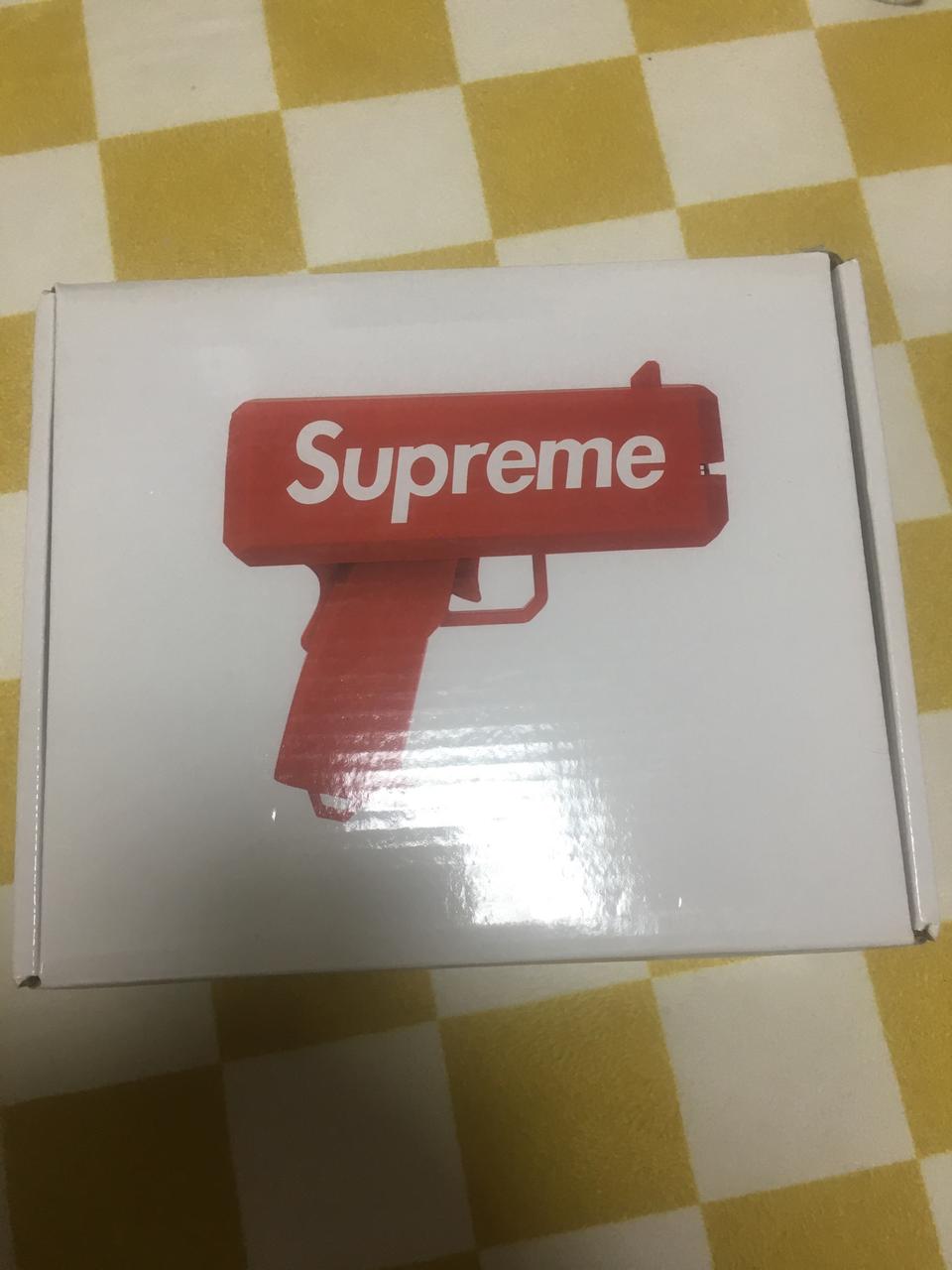 슈프림 머니건 팝니다