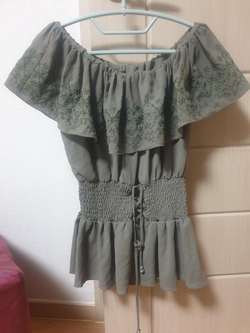 에고이스트블라우스