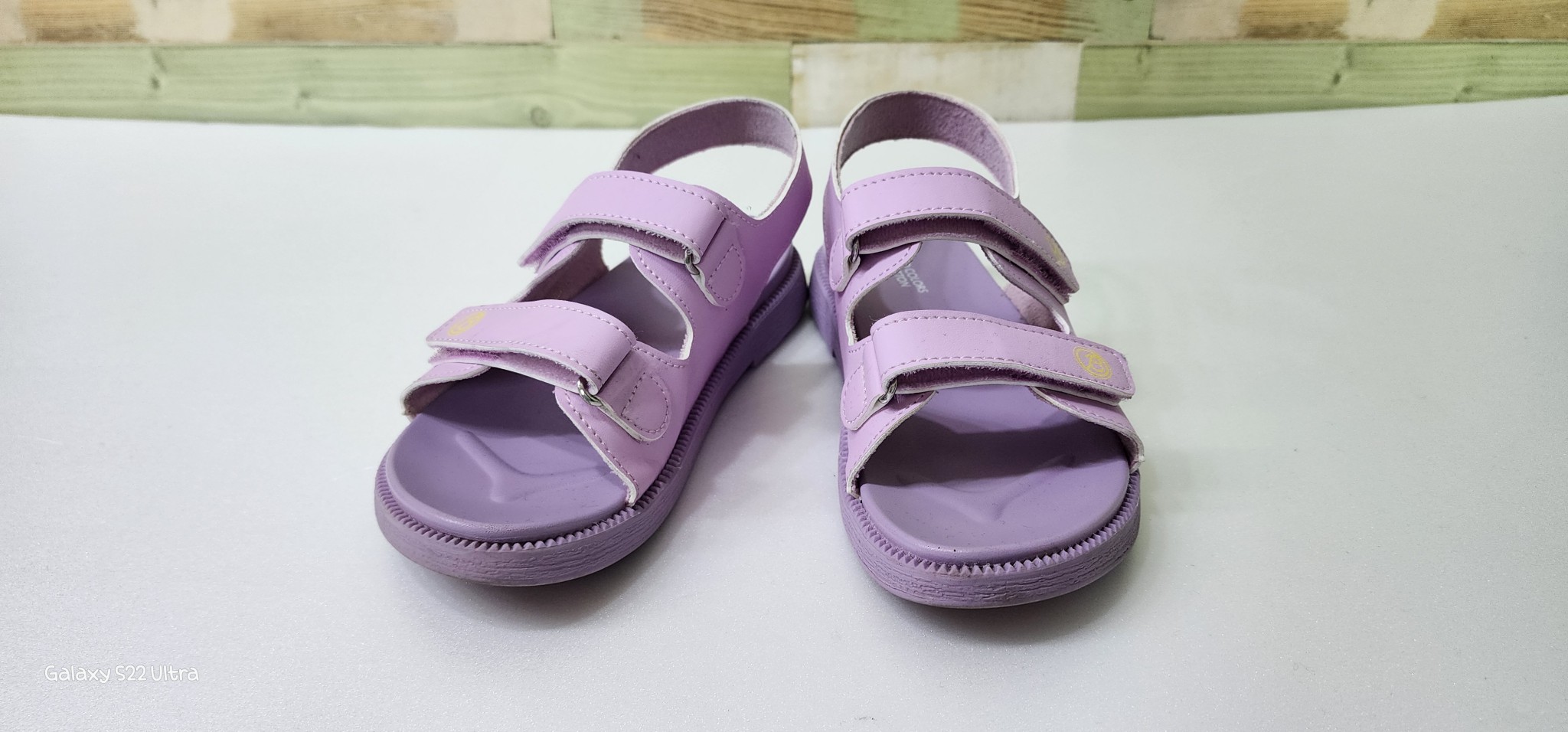 베네통슬리퍼 찍찍이슬리퍼 여름샌들 여아샌들 (새거나다름없슴)