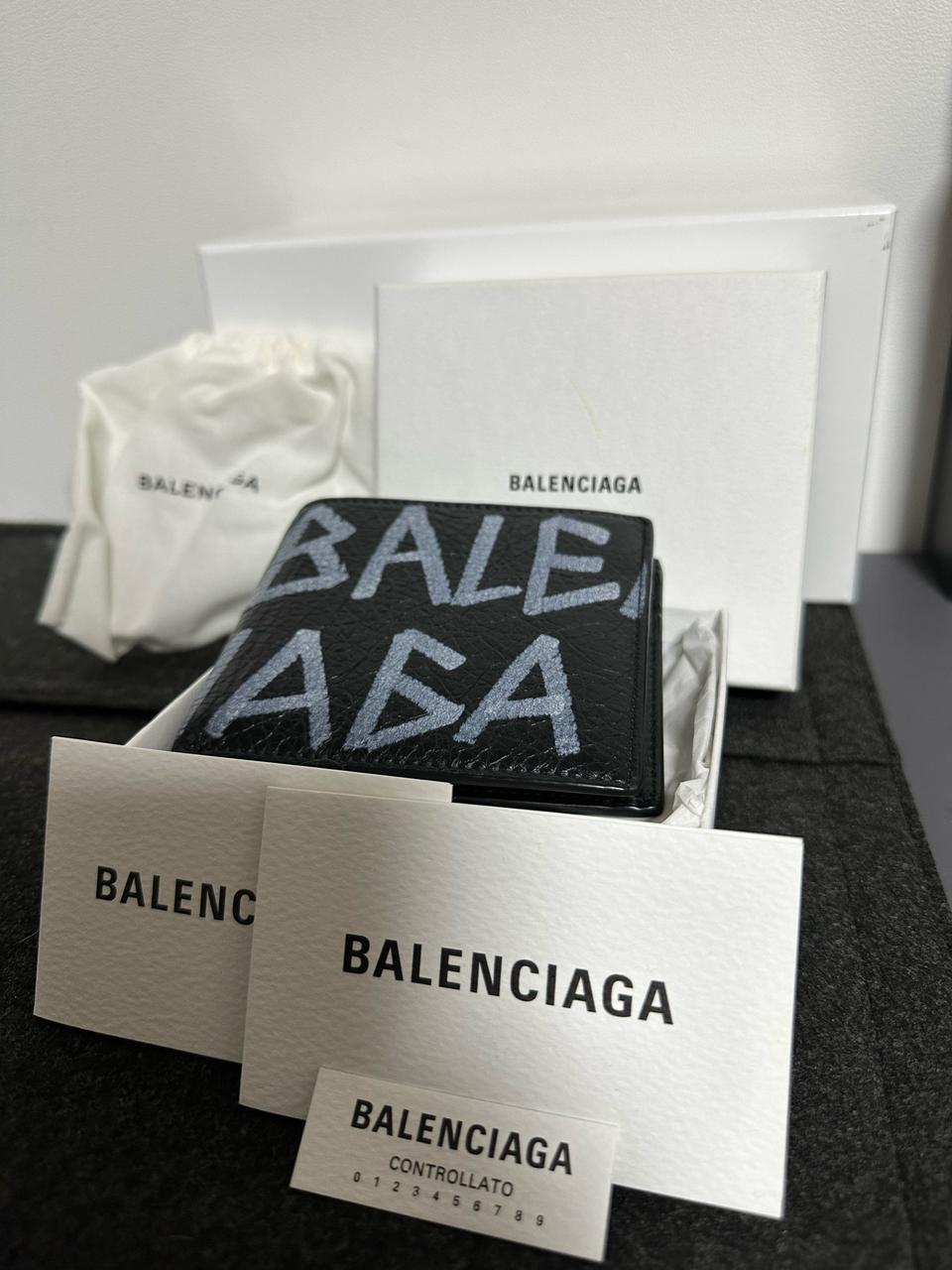 발렌시아가 그래피티 반지갑