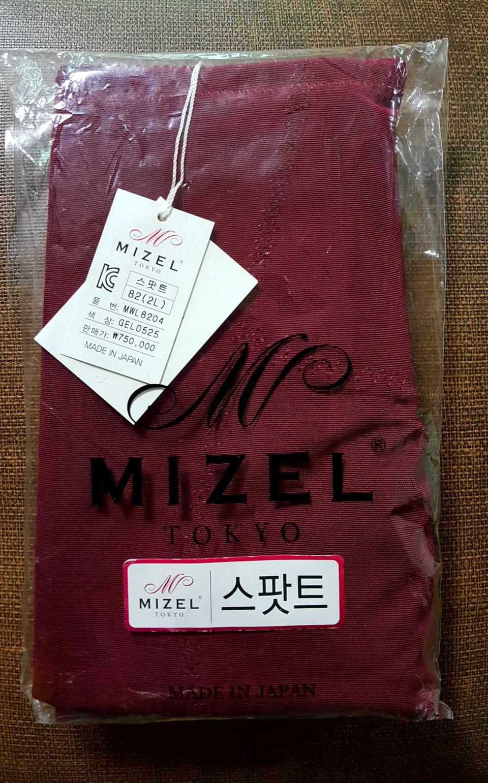 [미개봉] 미젤 스팟트+레깅스 :  와인색상 82사이즈 싸게 팝니다