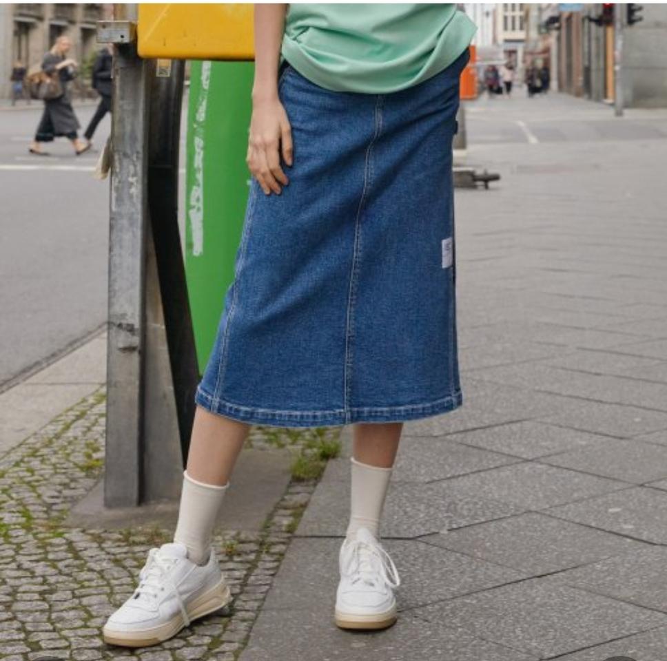 정가53000원 안다르  새상품 A라인 데님 스커트 아이보리/블루